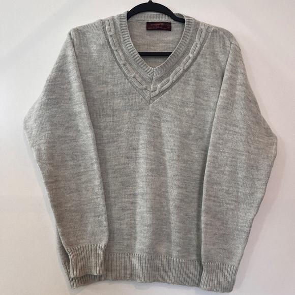 Vintage 70’s Kingsport Mens V-Neck Gray Sweater Small (34-36) - Picture 1 of 9
